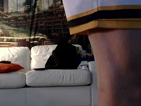 Snapshot of OSIRlS chatting on 1, 2, 2025 OSIRlS online show from 1, 2, 2025