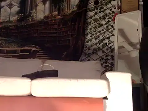 Snapshot of OSIRlS chatting on 20, 2, 2025 OSIRlS online show from 20, 2, 2025