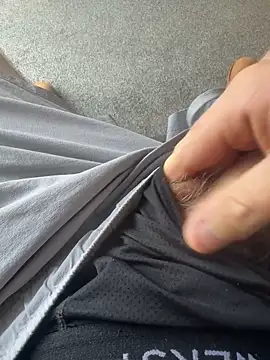 Averagematt1991 online show from 30, 9, 2025