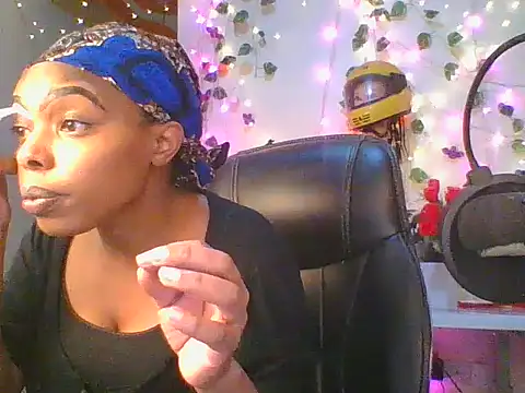 Snapshot of Anaconda2350 chatting on 23, 5, 2026 Anaconda2350 online show from 23, 5, 2026