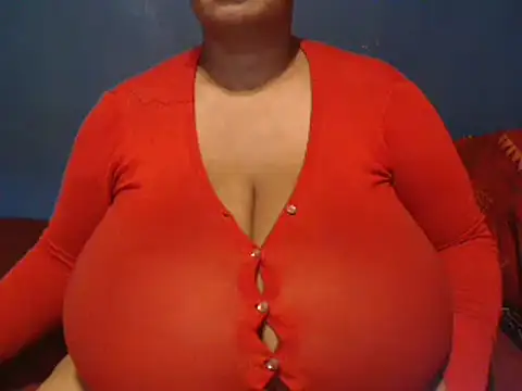 CUTEFIRMMELONSS online show from 1, 3, 2025