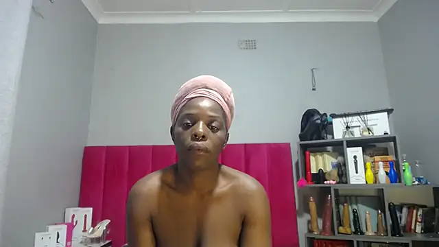 Snapshot of Shaniko89 chatting on 6, 11, 2025 Shaniko89 online show from 6, 11, 2025