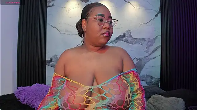 Darnellqueen online show from 3, 3, 2026