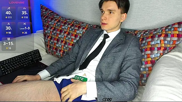 Snapshot of maxboy4 chatting on 6, 1, 2025 maxboy4 online show from 6, 1, 2025