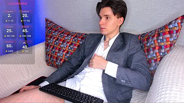 Snapshot of maxboy4 chatting on 1, 3, 2025 maxboy4 online show from 1, 3, 2025