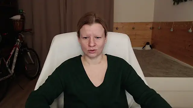 Snapshot of Exponent_5 chatting on 3, 12, 2024 Exponent 5 online show from 3, 12, 2024