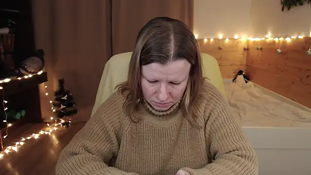 Snapshot of Exponent_5 chatting on 16, 2, 2025 Exponent 5 online show from 16, 2, 2025