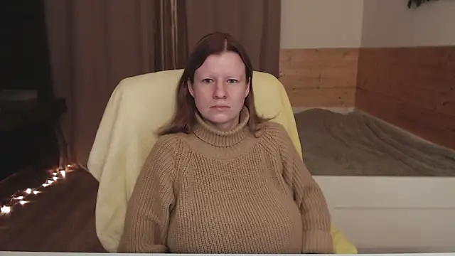 Snapshot of Exponent_5 chatting on 27, 2, 2025 Exponent 5 online show from 27, 2, 2025