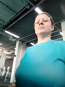 Snapshot of Exponent_5 chatting on 11, 4, 2026 Exponent 5 online show from 11, 4, 2026