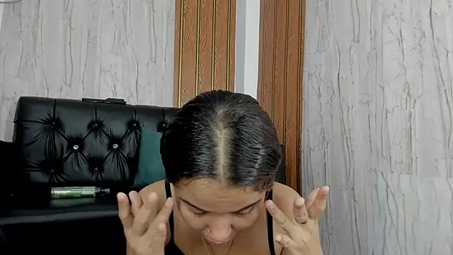 MarianaManzur online show from 1, 11, 2025