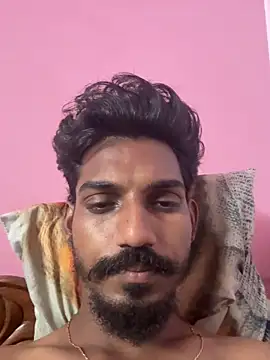 Snapshot of yo19boy chatting on 7, 4, 2026 yo19boy online show from 7, 4, 2026