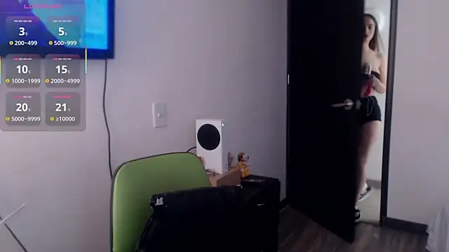 Snapshot of Sophi-tayson chatting on 25, 9, 2025 Sophi-tayson online show from 25, 9, 2025