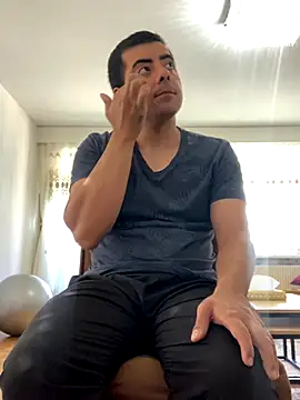 Snapshot of _Playboy_ chatting on 18, 9, 2025  Playboy  online show from 18, 9, 2025