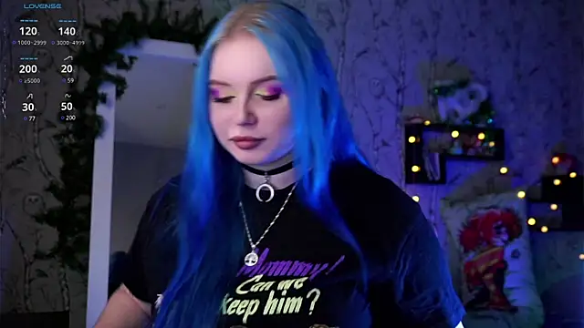 Moon Valkyrie online show from 8, 1, 2025