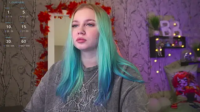 Moon Valkyrie online show from 24, 9, 2025