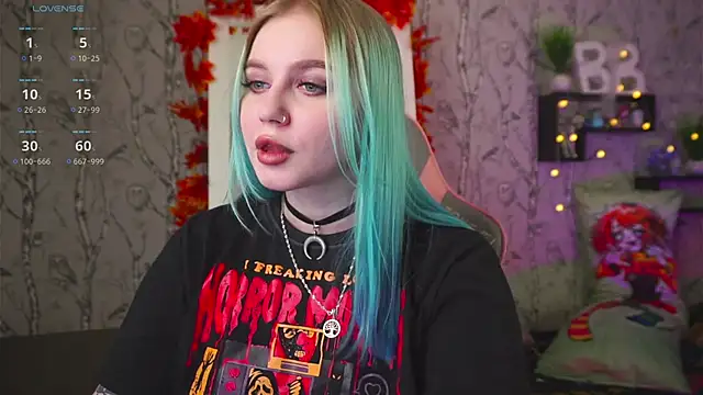 Moon Valkyrie online show from 30, 9, 2025