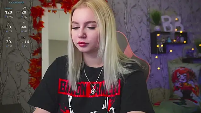 Moon Valkyrie online show from 6, 10, 2025