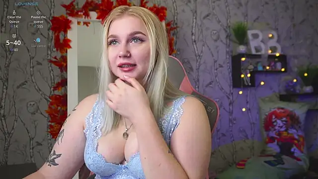 Moon Valkyrie online show from 7, 10, 2025