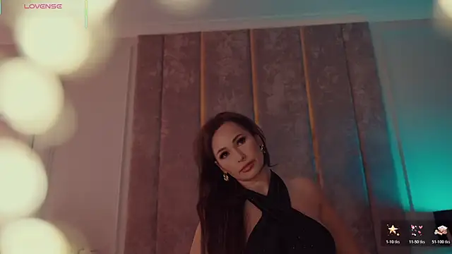 Snapshot of MilaDYstarlight chatting on 24, 10, 2025 MilaDYstarlight online show from 24, 10, 2025