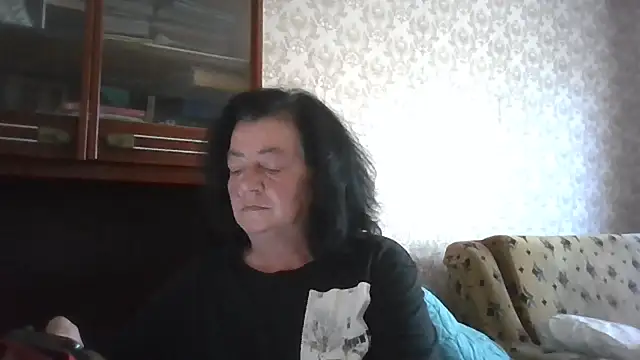 GypsiQueen2 online show from 1, 7, 2026