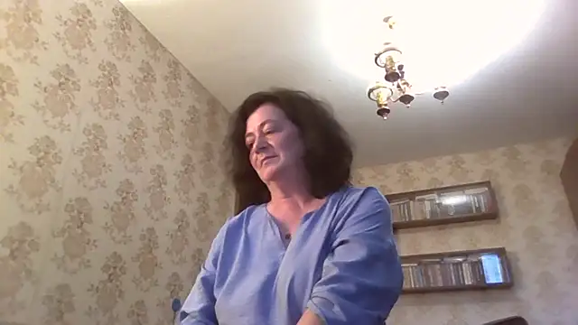 GypsiQueen2 online show from 7, 7, 2026