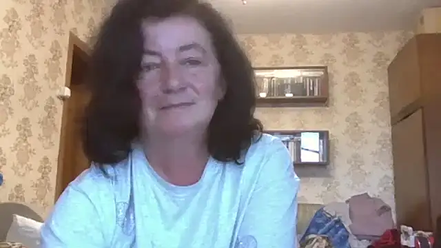 GypsiQueen2 online show from 14, 7, 2026
