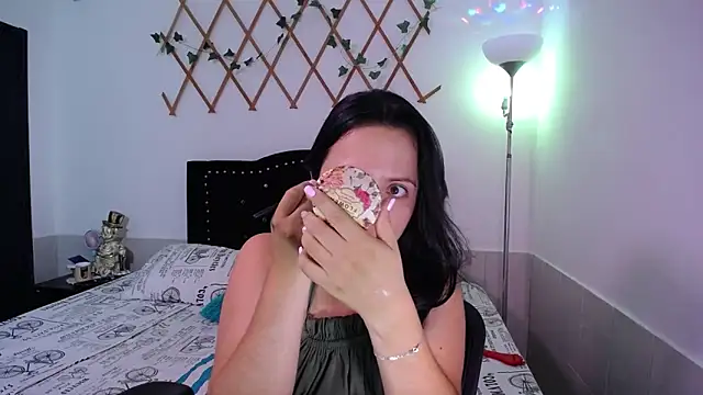 naughty girl 4u online show from 10, 11, 2025