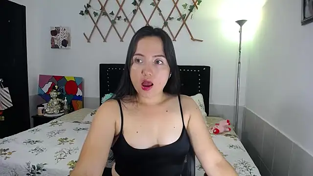 Snapshot of naughty_girl_4u chatting on 16, 5, 2026 naughty girl 4u online show from 16, 5, 2026