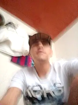 Snapshot of Triplex_Coolness chatting on 20, 9, 2025 Triplex Coolness online show from 20, 9, 2025