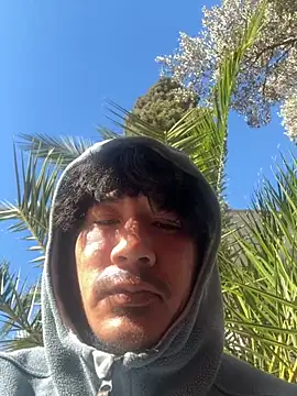 Snapshot of juniiorre chatting on 28, 10, 2025 juniiorre online show from 28, 10, 2025