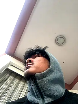 Snapshot of juniiorre chatting on 6, 11, 2025 juniiorre online show from 6, 11, 2025