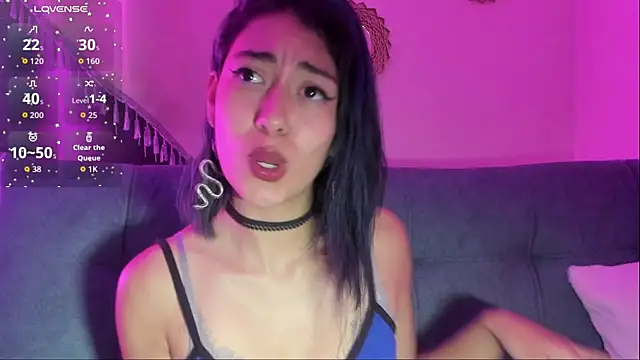 Snapshot of Scarlet_wd18 chatting on 8, 11, 2025 Scarlet wd18 online show from 8, 11, 2025