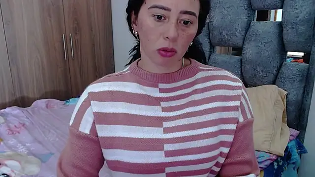 sara hott 1 online show from 20, 1, 2025