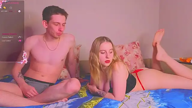 cuple off online show from 4, 12, 2025