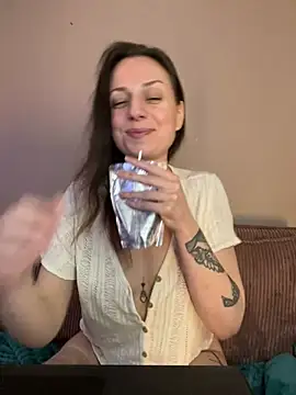 Snapshot of hades4ness chatting on 8, 2, 2025 hades4ness online show from 8, 2, 2025