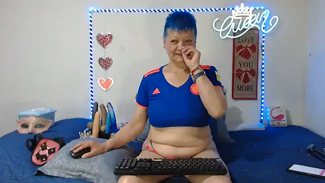 Snapshot of loquitaqueen011 chatting on 23, 6, 2026 loquitaqueen011 online show from 23, 6, 2026