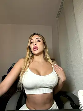 Snapshot of mi_suk11 chatting on 9, 1, 2026 mi suk11 online show from 9, 1, 2026