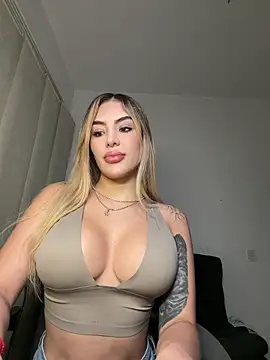 Snapshot of mi_suk11 chatting on 12, 2, 2026 mi suk11 online show from 12, 2, 2026