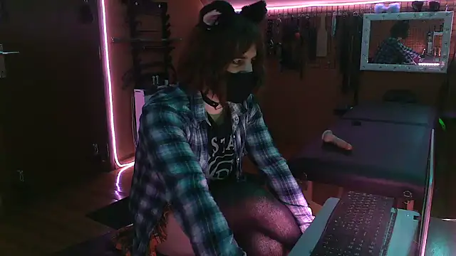 Ginny-the-bdsm-nympho online show from 26, 2, 2026