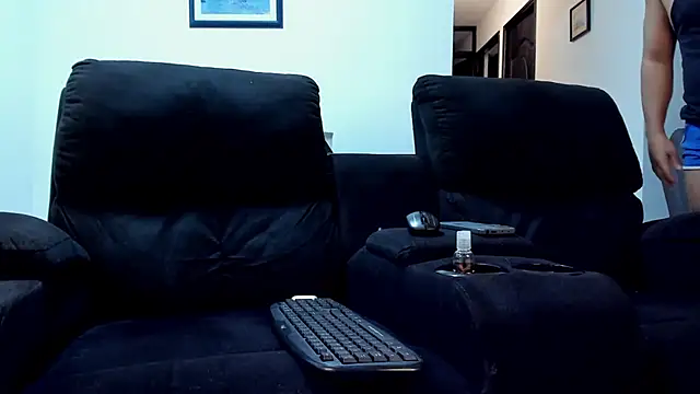 dylanstrong  online show from 12, 9, 2025