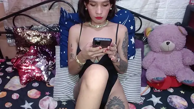 TS Peachy online show from 12, 1, 2025