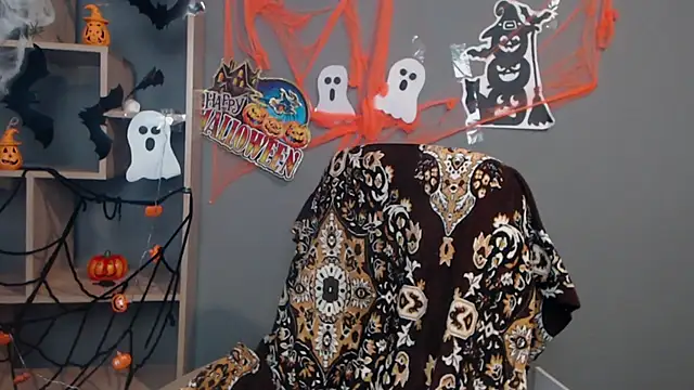 NinaFlawlees online show from 26, 10, 2025