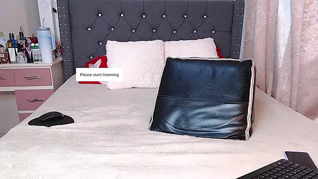 CanndyBrunett online show from 14, 2, 2026