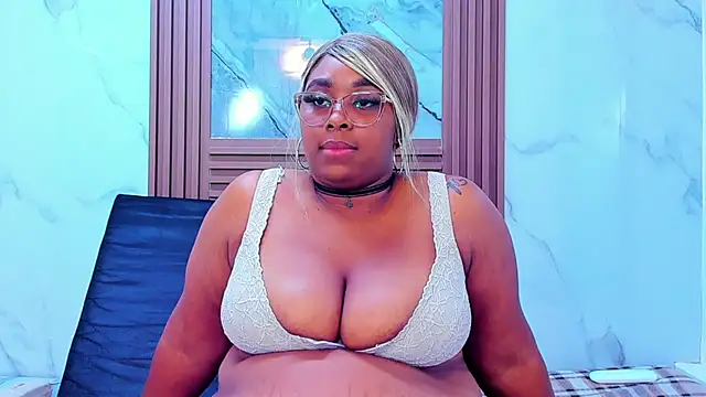 Snapshot of HannyMansonh chatting on 16, 1, 2025 HannyMansonh online show from 16, 1, 2025