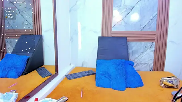 HannyMansonh online show from 14, 12, 2025