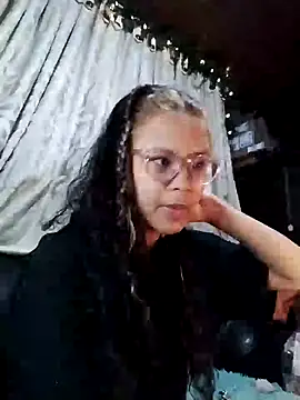 Snapshot of Hathorlove chatting on 9, 12, 2024 Hathorlove online show from 9, 12, 2024