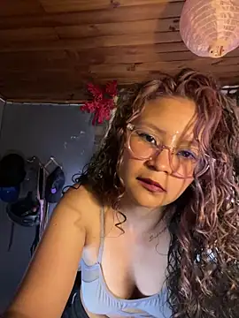 Snapshot of Hathorlove chatting on 21, 1, 2025 Hathorlove online show from 21, 1, 2025