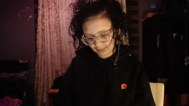 Snapshot of Hathorlove chatting on 6, 3, 2026 Hathorlove online show from 6, 3, 2026