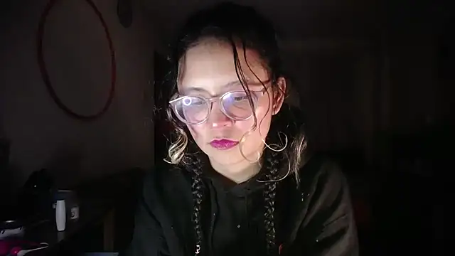 Snapshot of Hathorlove chatting on 19, 4, 2026 Hathorlove online show from 19, 4, 2026