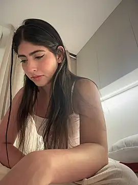 Gaby zahir  online show from 4, 12, 2025